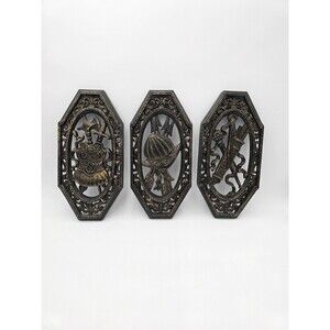 ​Vintage 1968 Homco Medieval Knight Wall Plaques - Set of 3 - Gold & Black